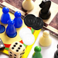 Miniatyrbild 2 av 4: 1 Set Svartvita Backgammonpjäser Plast Backgammon Ersättningspjäser