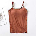 Miniatyrbillede 1 af 5: 2-i-1 Basic Seamless Camisole til Kvinder, Ensfarvet Spaghetti Stropper, Slim Fit Bomuld, Justerbare Spaghetti Stropper Tank Top Med Indbygget BH Brown L