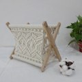 Miniatyrbild 2 av 5: Boho Tidningsställ, Dekorativ Makramé Bok- och Tidningshylla, Handduksförvaringskorg, Rustikt Hem Be