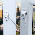 Miniatyrbillede 3 af 9: 4 Stk Baby Sikkerhedsvindue Låse Rustfri Børne Vindue Restrictor Spædbørns Sikkerhedslås White 1PC