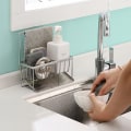 Miniatyrbillede 5 af 7: Køkkenvask Organizer Caddy Sink Caddy Svampebørsteholder med afløbsbakke A