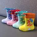 Pikkukuva 3 / 6: EVA Irrotettavat Pehmoiset Sadesaappaat Pojat Tytöt Toddler Vedenpitävät Lasten kengät green plush insole 15cm