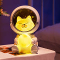 Miniatyrbild 2 av 9: Husdjur Astronaut Galaxy Guardian Night Light cat 9.5*10.5*13cm