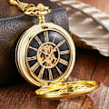 Miniatyrbild 3 av 6: 1st Gold Heart Double Wings Hollow Out Design romerska siffror