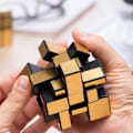Miniatyrbild 6 av 7: Utmanande 3D-pusselkub i guld: rolig hjärngympa för alla! Guld