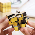 Miniatyrbild 5 av 7: Utmanande 3D-pusselkub i guld: rolig hjärngympa för alla! Guld