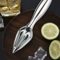 Miniatyrbillede 5 af 5: Manuel citronpresser i rustfrit stål, håndpresser, citronpresser i metal, frugtpresser til citrusfrugter, appelsin, citron (1 stk., sølv)