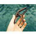 Miniatyrbillede 4 af 7: Axis Dual Radius Capo Black Satin Black Satin