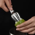 Miniatyrbillede 4 af 5: Manuel citronpresser i rustfrit stål, håndpresser, citronpresser i metal, frugtpresser til citrusfrugter, appelsin, citron (1 stk., sølv)