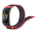 Pikkukuva 1 / 2: Fitbit Charge 6:n punainen nylonranneke