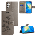 Pikkukuva 1 / 6: Perhoskuvioinen nahkakotelo Samsung Galaxy S24 Plus - Harmaa