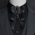 Miniatyrbilde 4 av 5: Mote-Sløyfe for Menn og Kvinner med Rhinestone Krystall Broche Nål Luksus Bryllup Justerbar Sløyfe Formelle Fest Håndlaget Halsduk Db Navy Blue