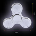 Miniatyrbillede 3 af 4: Lysende LED-lys Spinn top Fingerspids Gyroskop Lysende Spinner Børn Finger Fidget Sensorisk Legetøj Stress Relief Gave db Silver