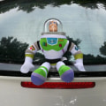 Miniatyrbillede 4 af 5: Toy Story Sheriff Woody Buzz Lightyear Bil Dukker Plys Legetøj Bil Bagvedhæng Sjovt Legetøj Søde Bil Dekorationer Fødselsdagsgaver DB Bass Lightyear B