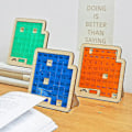 Miniatyrbilde 3 av 5: Daglig kalenderpuslespill i tre, kalenderlek, spill et annet puslespill for å vise db Wood Color