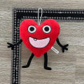 Pikkukuva 2 / 2: DB The New Garten Of Banban Plush Banban Garden Game Around Plush Doll Toy Doll Red Love