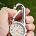 Miniatyrbild 4 av 5: Clip-on Fob-klocka, nattljuslegering klocka idealisk för läkare sjuksköterskor bergsklättring bergsbestigning, vit