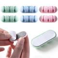 Miniatyrbilde 3 av 5: 1/2 stk. Silikon Kabelholder Selvklebende Ledningsholdere Skrivebord Ledningsorganisator Ledningsklemmer Lader Ledningsholder For Skrivebord Bil Hjem [db] 01 blue 2pc675