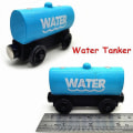 Miniatyrbillede 2 af 2: Thomas Og Vennerne Tog Tank Motor Træ Jernbane Magnet Saml Gave Legetøj Køb 1 Få 1 Gratis Db Water Tanker