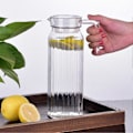 Miniatyrbild 5 av 5: 2 st Kylskåpsglas Vattenkanna med Lock Livsmedelsgodkänd Spillfri Pipdesign Transparent Kaffe Mjölk Juice Tillbringare Db
