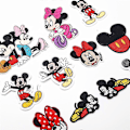 Pikkukuva 4 / 5: 11 kpl Mickey Minnie Mouse -ommeltavia/silitysommeltavia laastareita, Piirretty DIY-kirjonta applikointi korjauslaastari takkeihin, farkkuihin, housuihin, vaatteisiin {DB}