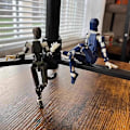 Pikkukuva 4 / 5: T13 Titan Robot -toimintahahmo, moninivelinen liikuteltava 3D-tulostettu hahmo - pöytäkoristeet, ystävänpäivälahjat hänelle (musta) Db Black