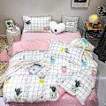 Miniatyrbild 1 av 2: 3/4-delars Set Kawaii Snoopy Cartoon Bomulls Quiltöverdrag Lakans Kuddfodral Anime Bekväm Mjuk Hushållsbäddvara Presenter [DB] 3piece set 150x200cm yangqishenghuo