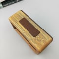 Miniatyrbild 5 av 5: Digital väckarklocka radiostyrd väckarklocka bordsklocka massivt trä vattentät väckarklocka DB