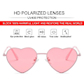 Miniatyrbilde 2 av 5: Polariserte Hjerte Solbriller for Kvinner - Stilig og Søt Metallramme UV400 Beskyttelse {Db} All Pink Clear Pink