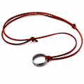 Pikkukuva 3 / 3: Unisex Uncharted 4 Nathan Drake -rengasriipus kaulakoru säädettävällä ruskealla nahkahihnalla
