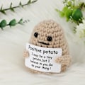 Miniatyrbild 4 av 5: Mini Rolig Positiv Potatis, 3 tum Stickad Potatis Leksak med Positivt Kort Kreativ Söta Ull Inspirerande Potatisvirkad Docka Pigga Upp {DB}