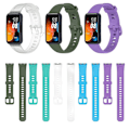 Miniatyrbild 3 av 5: Mjukt TPU Klockarmband för Huawei Band 8 Justerbar Längd Multipla Hål Hållbart Vattentätt Ersättningsarmband [db] Red