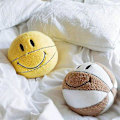 Miniatyrbilde 1 av 5: 30cm Kreativ Smilende Ball Plysj Leke Søt Basketbal Pute Bil Hjem Basketbal Dukke Smiley Ball Ventil Kaste Dukke Pute PYR {DB} 30-32cm yellow