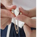 Miniatyrbilde 2 av 5: 4 stk. Multifunksjonelle Magnetiske Klesklips, Sterkeste Magnetiske Knapper, Multifunksjonell Magnetisk Nålfri Brosje for Kvinner db Rose Gold
