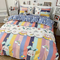 Miniatyrbild 1 av 2: 3/4-delars Set Kawaii Snoopy Cartoon Bomulls Quiltöverdrag Lakans Kuddfodral Anime Bekväm Mjuk Hushållsbäddvara Presenter [DB] 4piece set220x240cm huanxiangtu