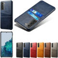 Pikkukuva 2 / 6: Samsung Galaxy S21 -kuori - suojakotelo, jossa on korttipaikat ja aukot laturille ja kuulokkeille Red Samsung S21