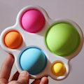 Miniatyrbilde 7 av 7: Baby leker montessori trening brett rangle puslespill fargerik intelligens fidget leker