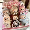 Miniatyrbillede 3 af 6: Macaron Emalje Ansigt Blind Box Pvc Figurin Bordplade Ornament Kawaii Dukke