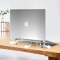 Miniatyrbillede 3 af 5: Metal Foldbar Laptop Stativ Basis Slidsikker Bracket Til Macbook Pro Air