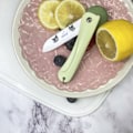 Miniatyrbilde 9 av 9: Hello Kitty Cinnamoroll Portable Mini Reise Husholdning Peeler Mat Kniv