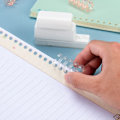 Miniatyrbillede 2 af 4: Mini 5 huller Puncher A5 B5 A4 Loose Leaf Notesbog Papir Puncher Værktøj
