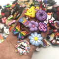 Miniatyrbild 4 av 6: 100 bitar Random jibz Tecknad Djur Skor Charms Decrations