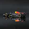 Pikkukuva 4 / 6: Red Bull Racing Perez Erikois Maali Formula One Seos Super lelu auto malli
