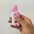 Miniatyrbild 8 av 10: 3D Utskrift Gravity Kniv Cub Hoppa Liten Rädisa Kniv Mini Modell Hänge Push Kort Dekompression Leksak