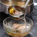 Miniatyrbillede 3 af 6: Rustfrit stål dørslag ske suppe kolander køkken suppe sovs olie suppe fedt separator øser skimmer ske