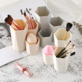 Miniatyrbillede 7 af 8: Desktop Arrangør Omklædning Bord Badeværelse Opbevaring Øjenbryn Blyant Makeup Arrangør Holder
