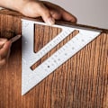 Miniatyrbild 2 av 7: Mätning Verktyg Snickare Rak Linjal Aluminium Legering Speed Protractor Gering 3 Right Angles Scriber