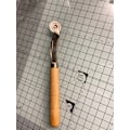 Miniatyrbilde 4 av 5: Sy Verktøy sett tilbehør Håndtak Praktisk Sirrate Edge Mønster Tracer Tracing Skredder kritt Hjul