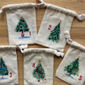 Miniatyrbilde 3 av 8: Stoff jul advent kalender snøre poser gjenbrukbare akvarell juletrær