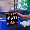 Miniatyrbilde 2 av 2: Pixel Art Digital Frame LED Display Clock Home Lightning Decoration